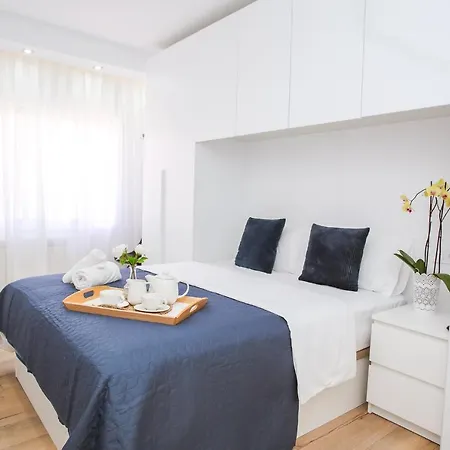 Al39 - Atico Con Barbacoa Playa Fenals * Lloret de Mar