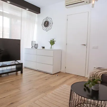 Al39 - Atico Con Barbacoa Playa Fenals Apartman