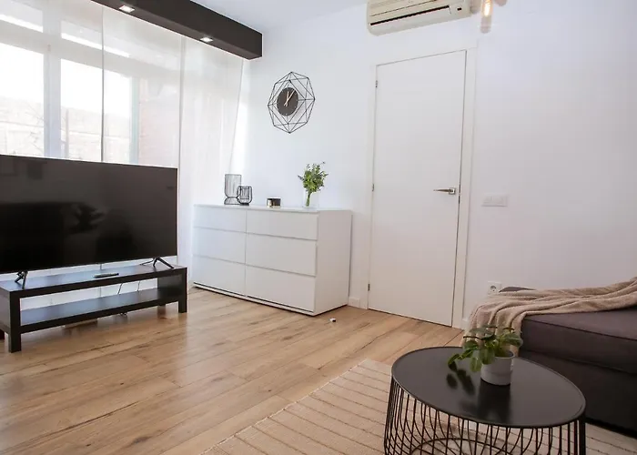 Al39 - Atico Con Barbacoa Playa Fenals Apartment