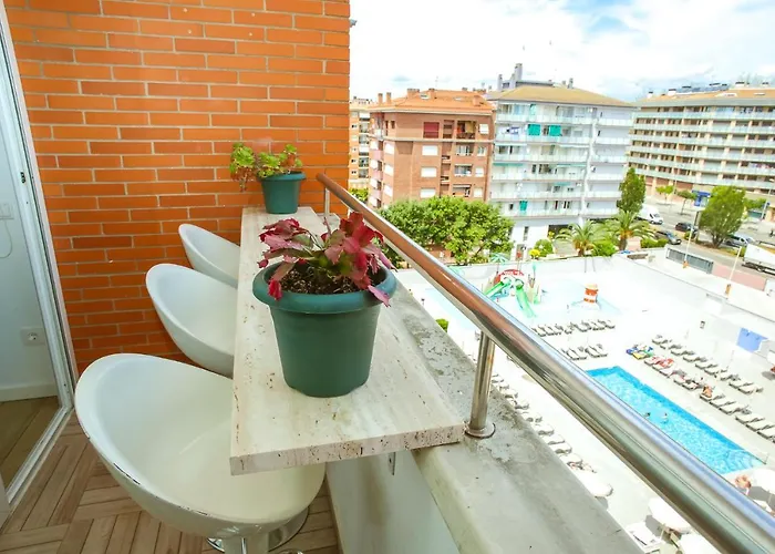 Al39 - Atico Con Barbacoa Playa Fenals Apartment Lloret de Mar